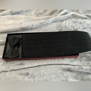 Classic Black Cummerbund and Bow Tie Set